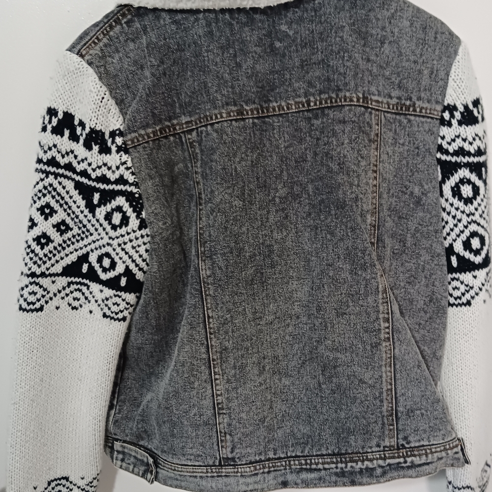 Women's L O V E R I C H E Insulated Button-Up Den… - image 2